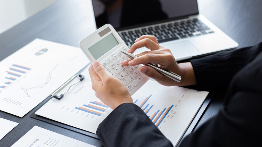 Accurate financial analysis and accounting services provided by GMS Accountants to help UK businesses manage their finances effectively.
