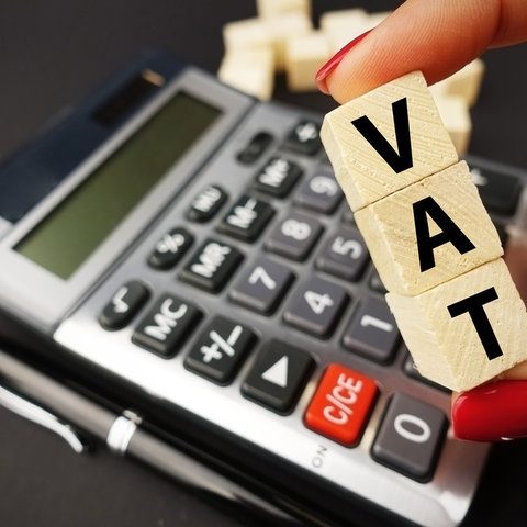 VAT calculation and financial advisory services for UK businesses at GMS Accountants.